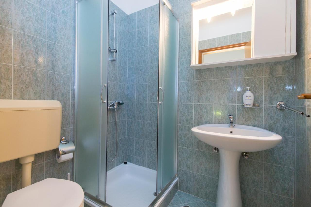 House Kontus Otel Plomin Dış mekan fotoğraf
