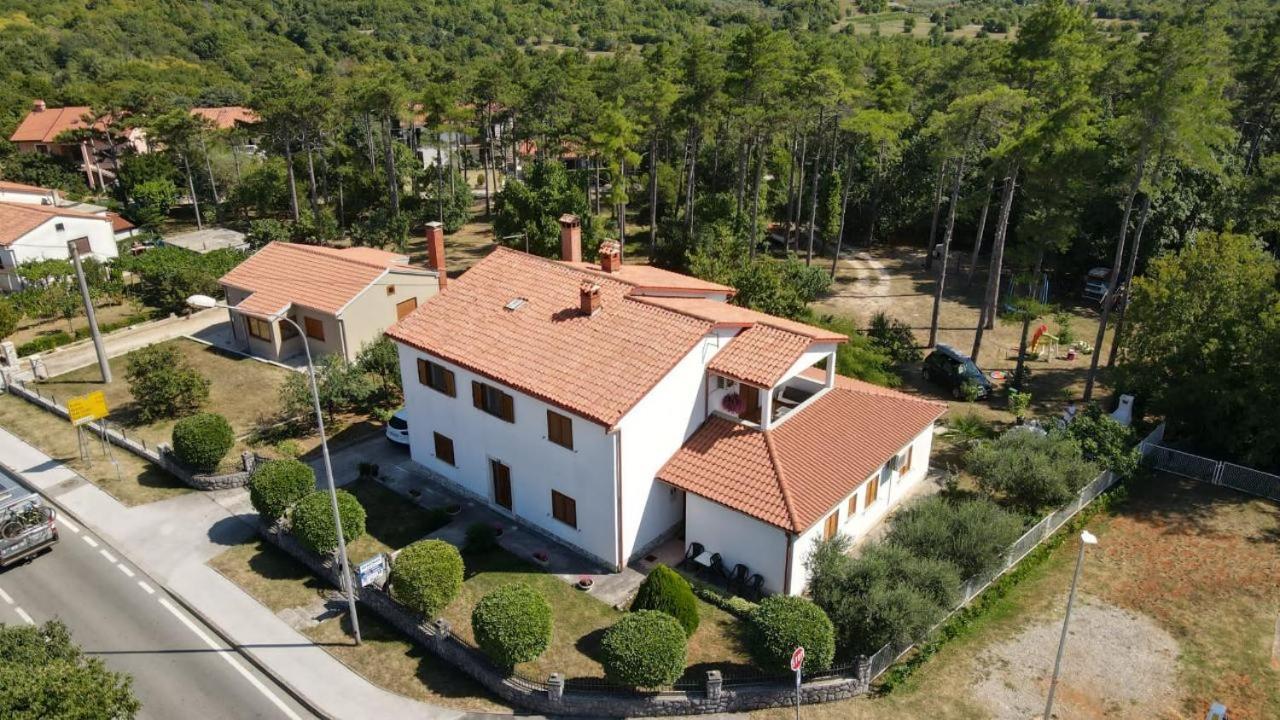House Kontus Otel Plomin Dış mekan fotoğraf